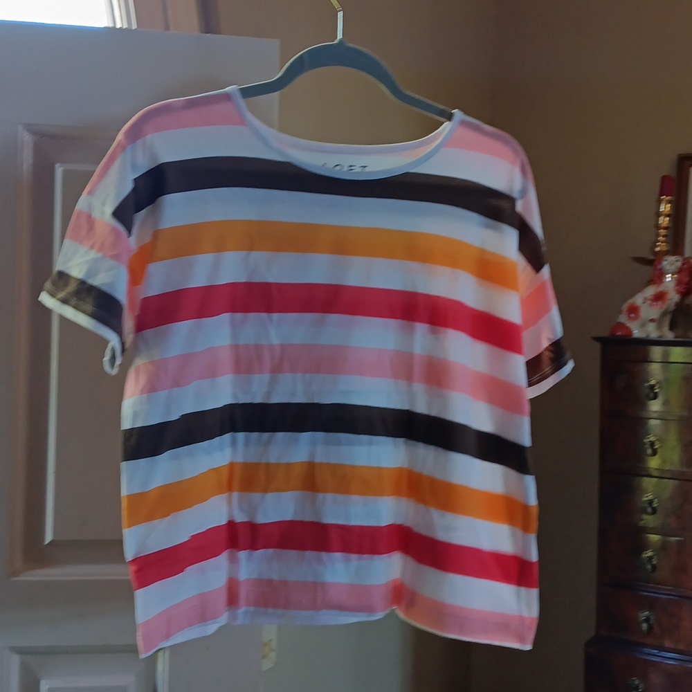 LOFT T-shirt